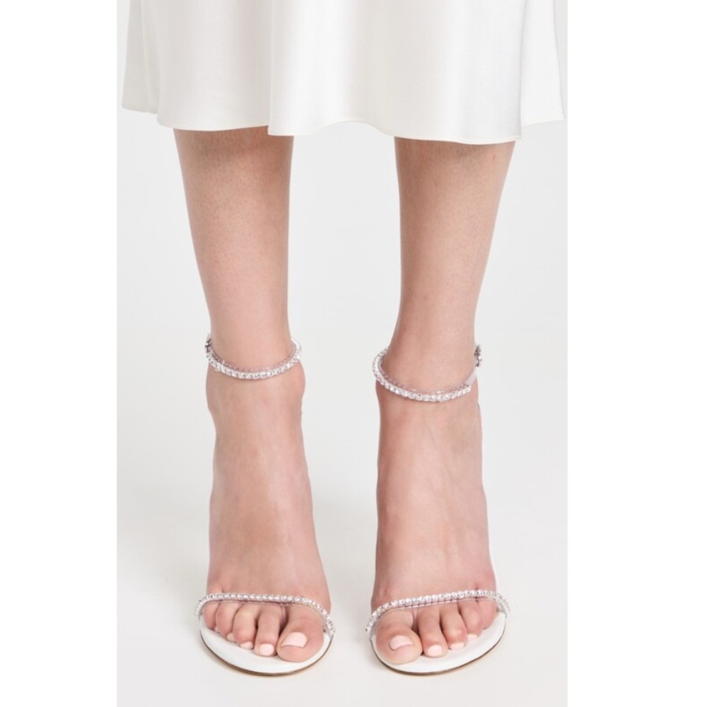 Stuart Weiztman Nudistglam 100 Sandal
